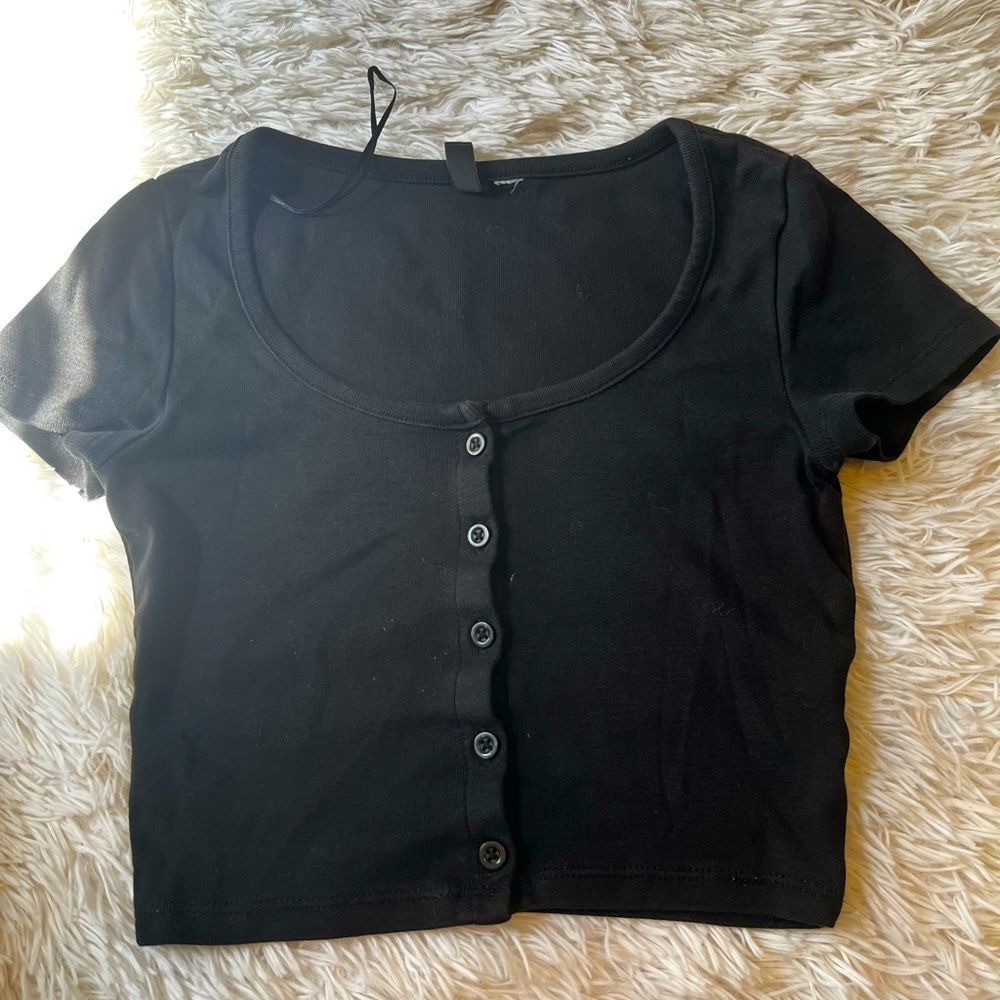 H&M divided front bottom crop top